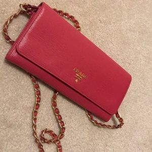 Authentic PRADA WOC wallet on chain
